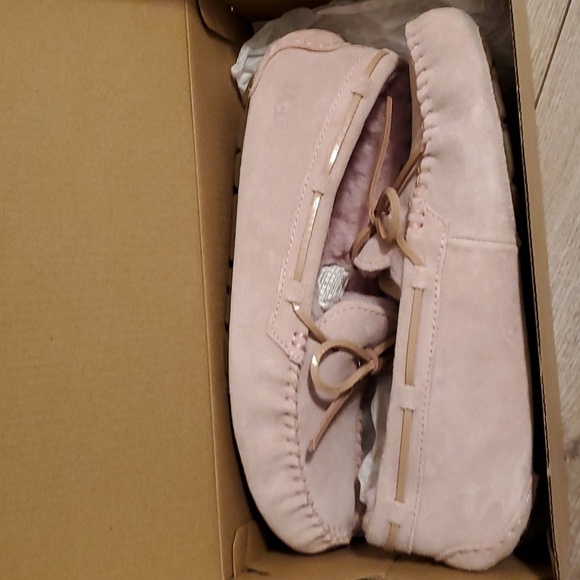 UGG slippers - Picture 8 of 8